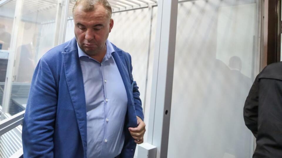 Гладковського підозрюють у зловживанні владою або службовим становищем та декларуванні недостовірної інформації