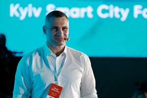 Кабмін погодив звільнення Кличка з посади голови КМДА 4 вересня, але указу президент поки що не підписав