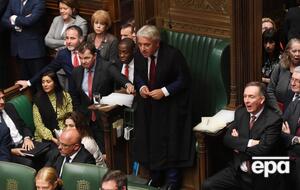 Берков (у центрі) вирішив, що питання не буде розглянуто сьогодні