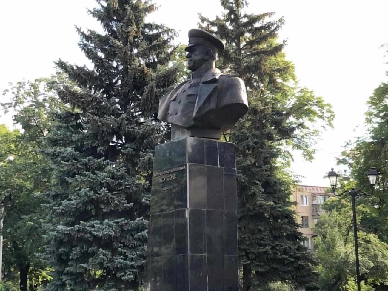 Фамилия Жукова попала под закон о декоммунизации