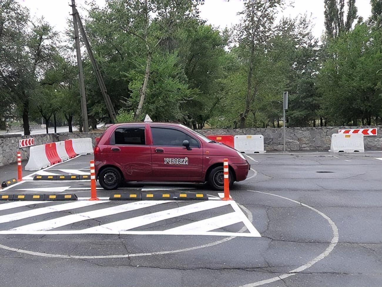 В Україні змінили правила видавання водійських прав та акредитації автошкіл