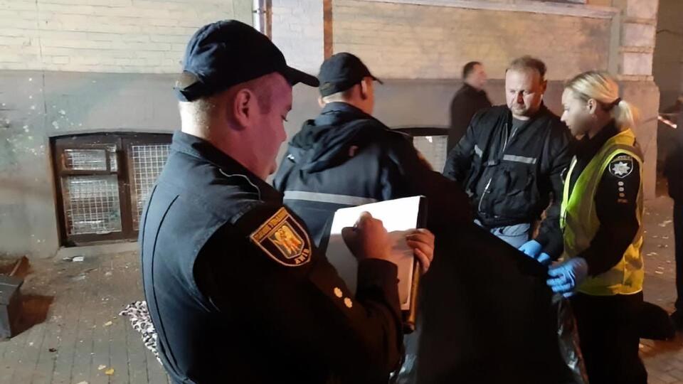 Сообщение о взрыве в центре Киева поступило правоохранителям около 23.00