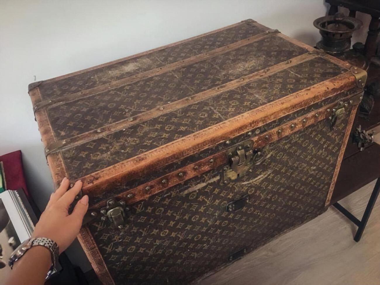 За висновком експертів, скриню виготовили 1880 року