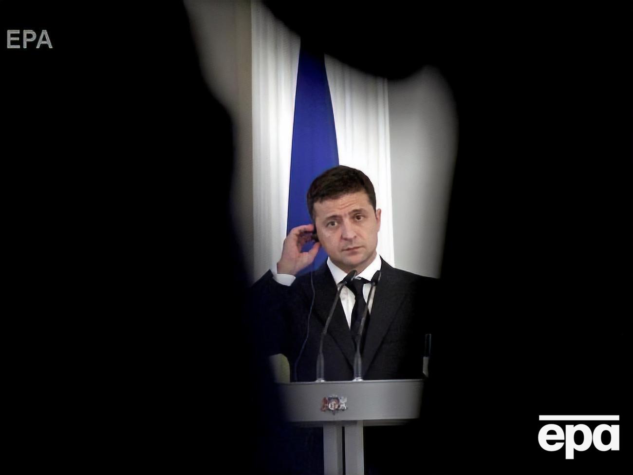 Зеленский: Я в курсе всех событий, держу руку на пульсе