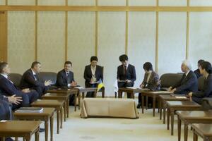 Зеленский говорил с членами парламента Японии о безвизе для украинцев