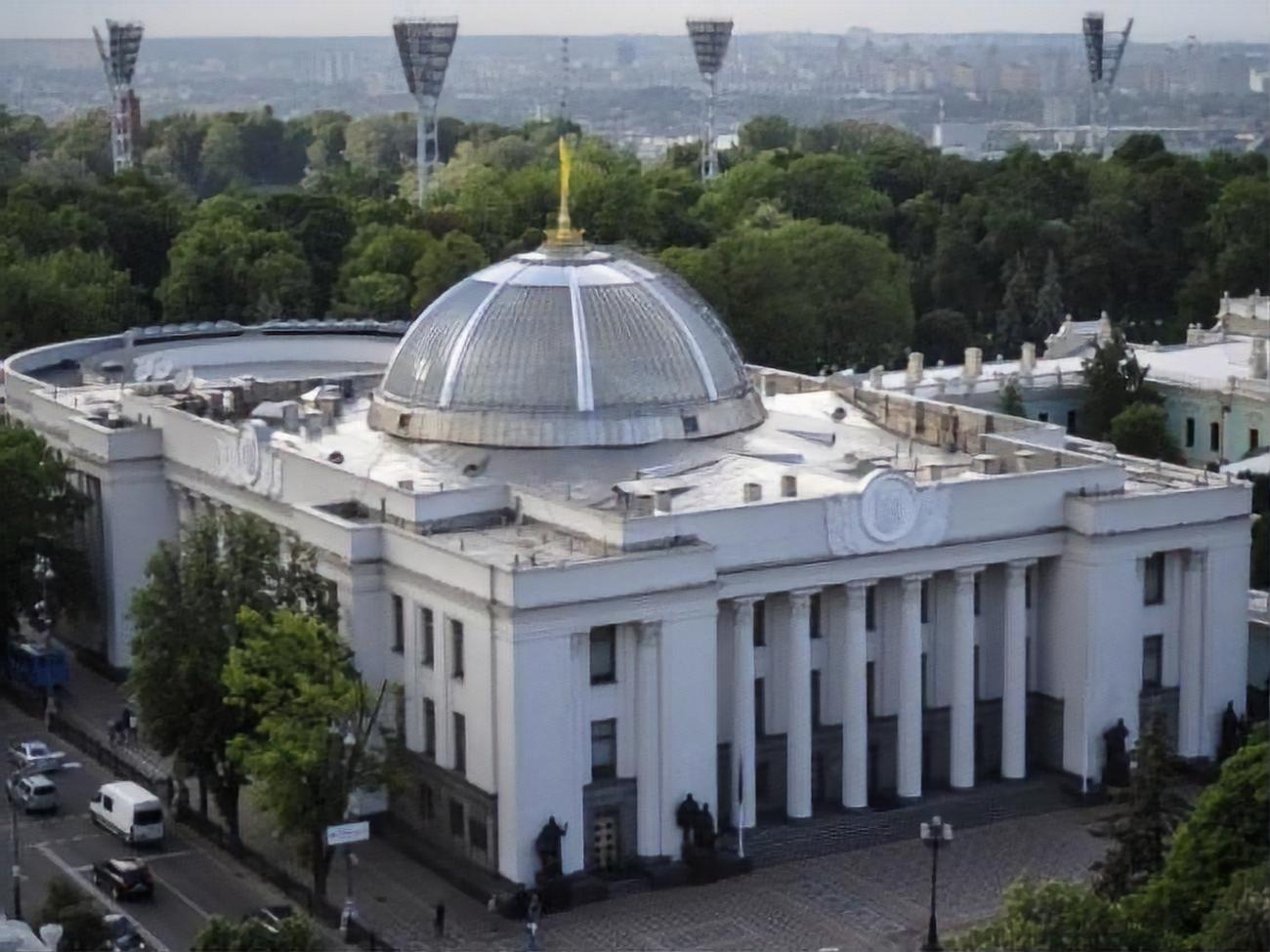 Рада ухвалила закон із цією поправкою 18 вересня