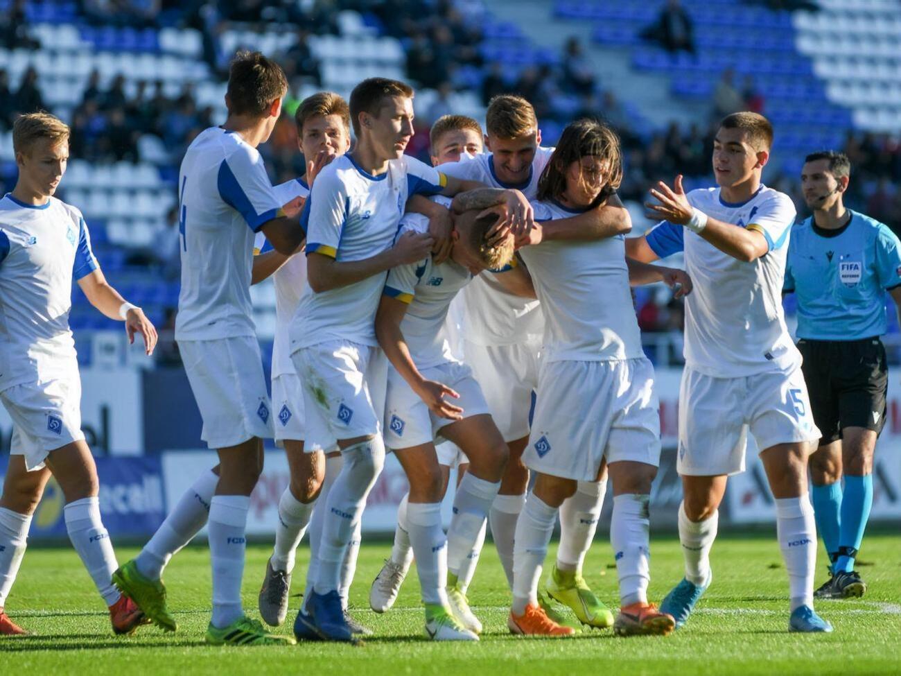 В первом матче "Динамо" U19 обыграло "Шкендию" со счетом 8:0