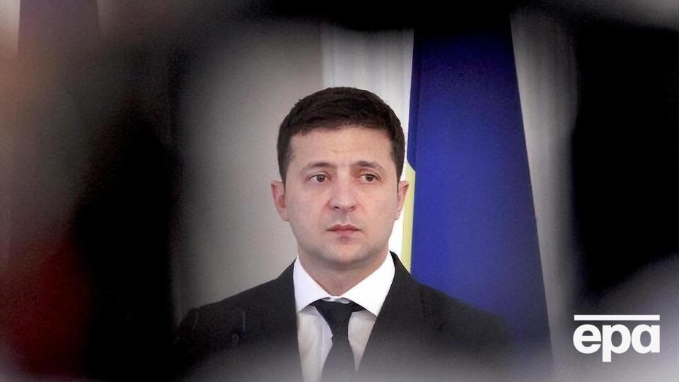 Зеленський: Вирішити питання про припинення війни і нічого не обговорювати – це абсурд