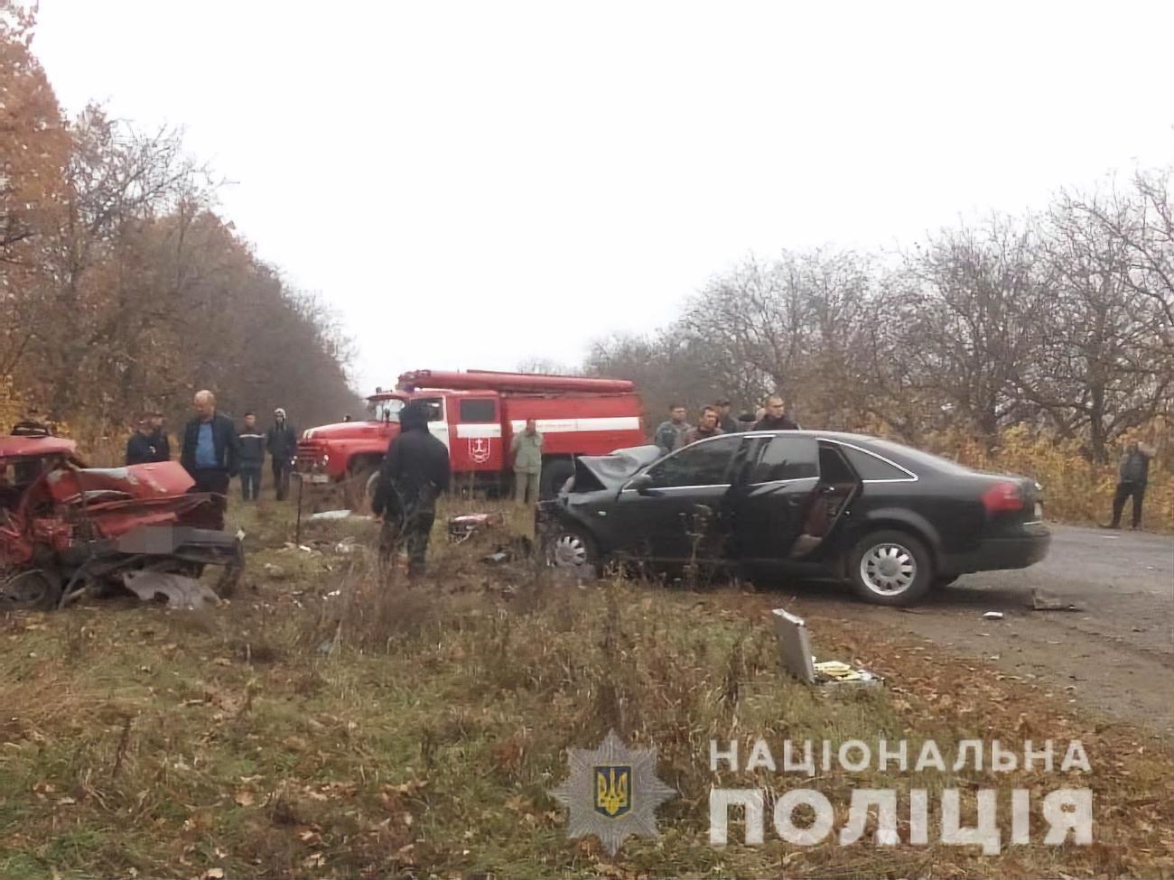 Водії обох авто та пасажир ВАЗ загинули на місці ДТП