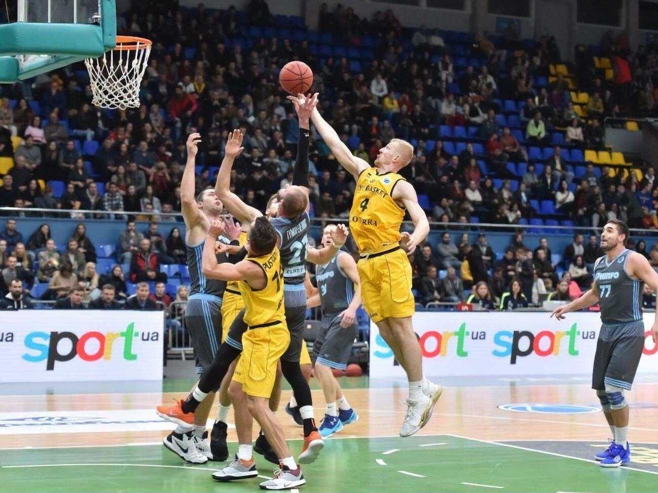 "Киев-Баскет" победил БК "Днепр" с разницей в семь очков