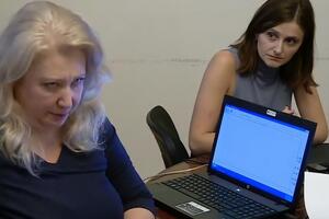 Василевську-Смаглюк (на фото праворуч) протестували на поліграфі 24 жовтня