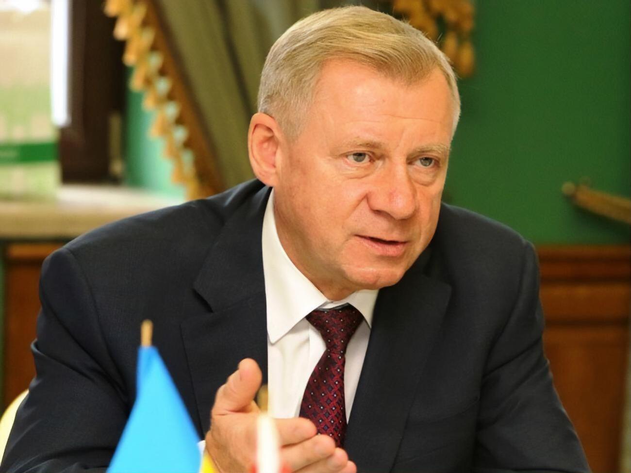 По словам Смолия, сдерживающим фактором окажется замедление мировой экономики