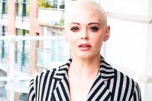 Макгоуэн: Это дело о дьявольской и незаконной попытке одного из самых влиятельных людей Америки заставить замолчать жертв сексуального насилия