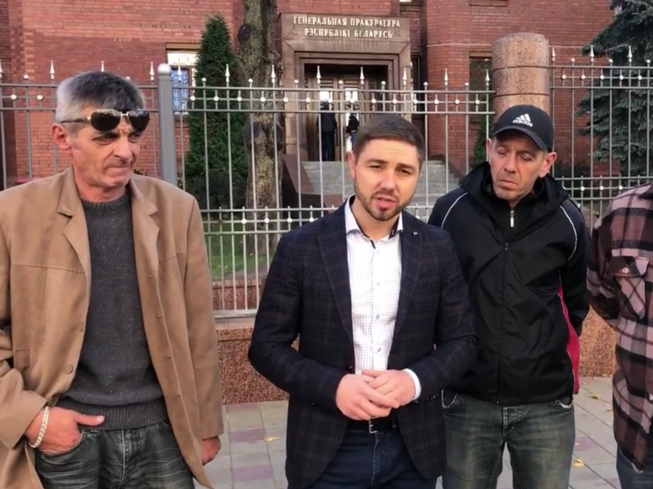 Горошинский (второй слева) утверждает, что допрос проводился по запросу Генпрокуратуры Украины