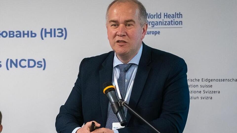 Курпита рассказал, что сейчас по регионам Украины распределено 192 флакона противодифтерийной сыворотки