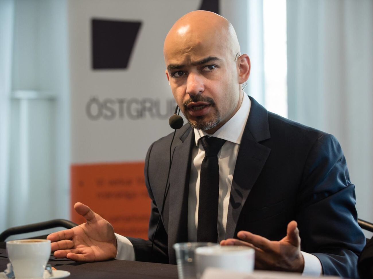 Якби Янукович проходив поліграф, перед нами постала б людина з бездоганною репутацією і чистою совістю