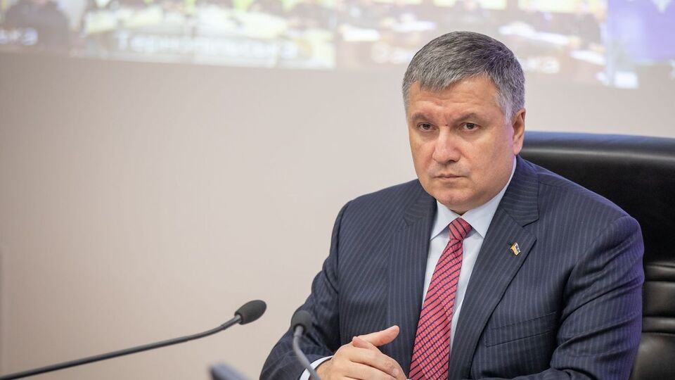 Аваков согласился на персональное реагирование на факты нападений на журналистов