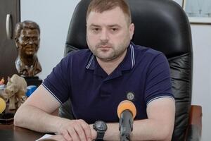 В мэрии Днепра сообщали, что Лысенко с 18 сентября находится в 15-дневном отпуске, а до этого был в командировке в Турции