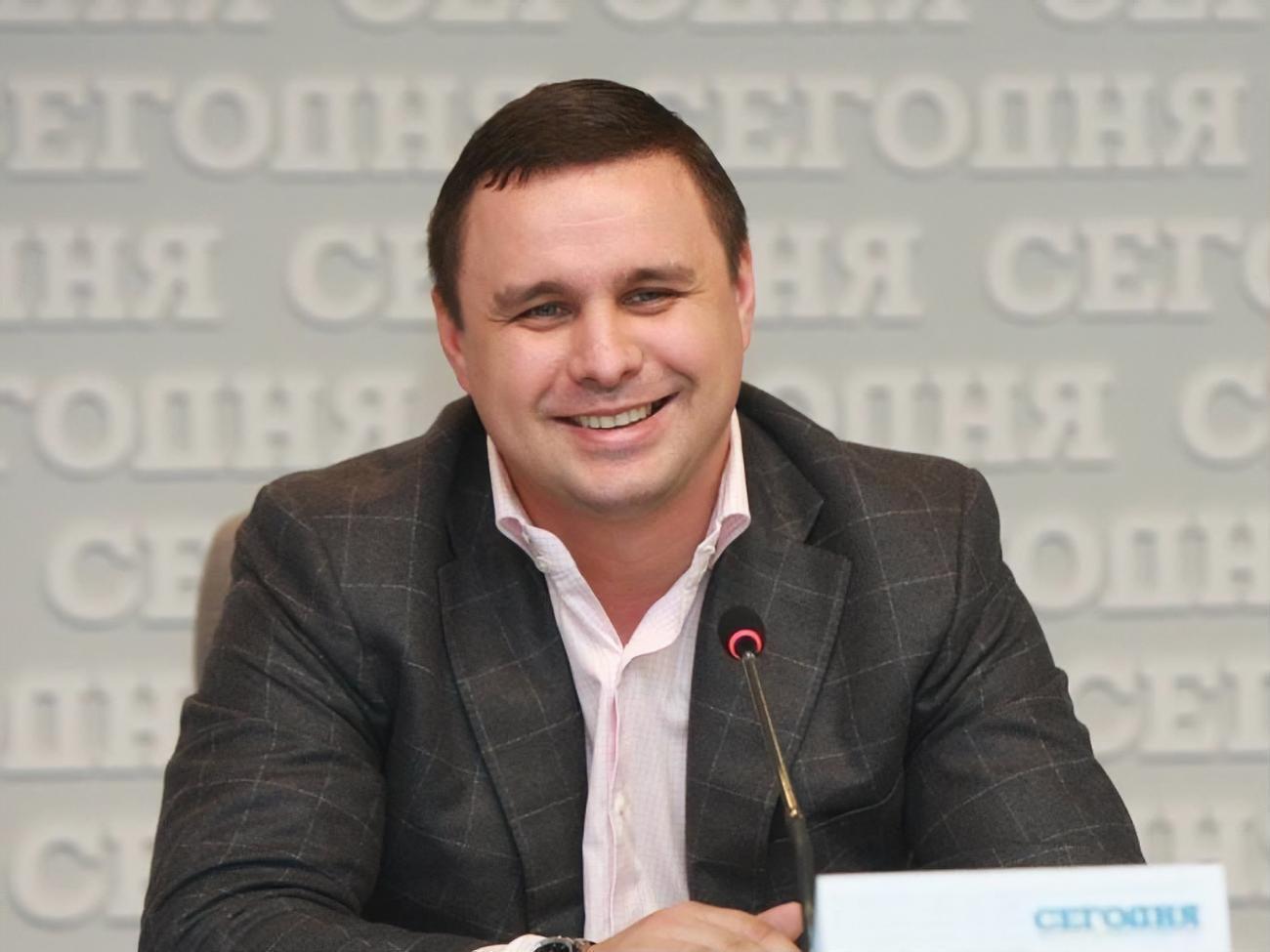 Микитась має носити електронний браслет