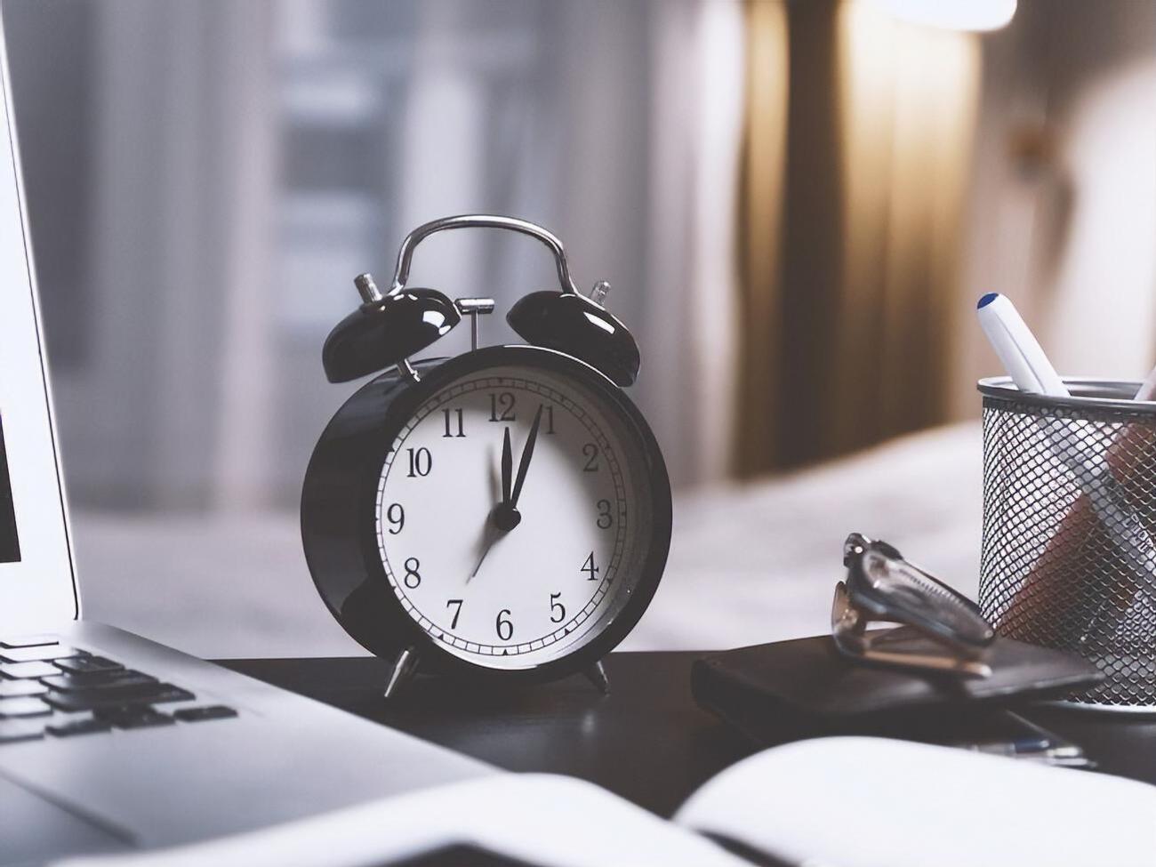 В Украине переведут стрелки часов