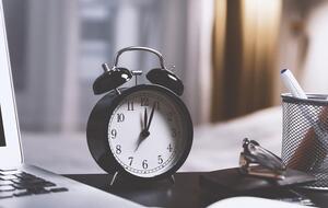 В Украине переведут стрелки часов