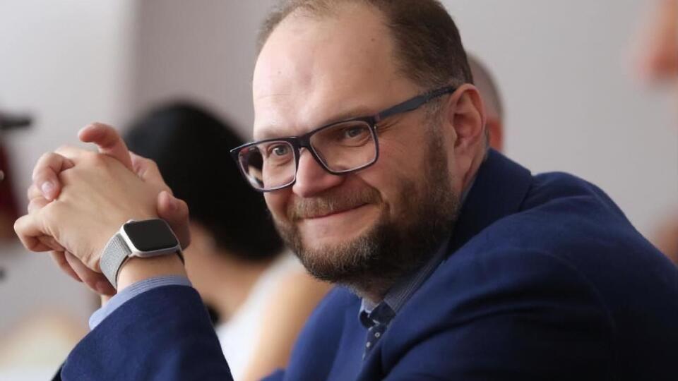 Бородянський сказав, що завданням дітей буде розповісти іншим школярам про побачене в подорожі