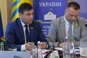 Лубинец уточнил, что комитет не уполномочен решать, где именно должны быть новые КПВВ
