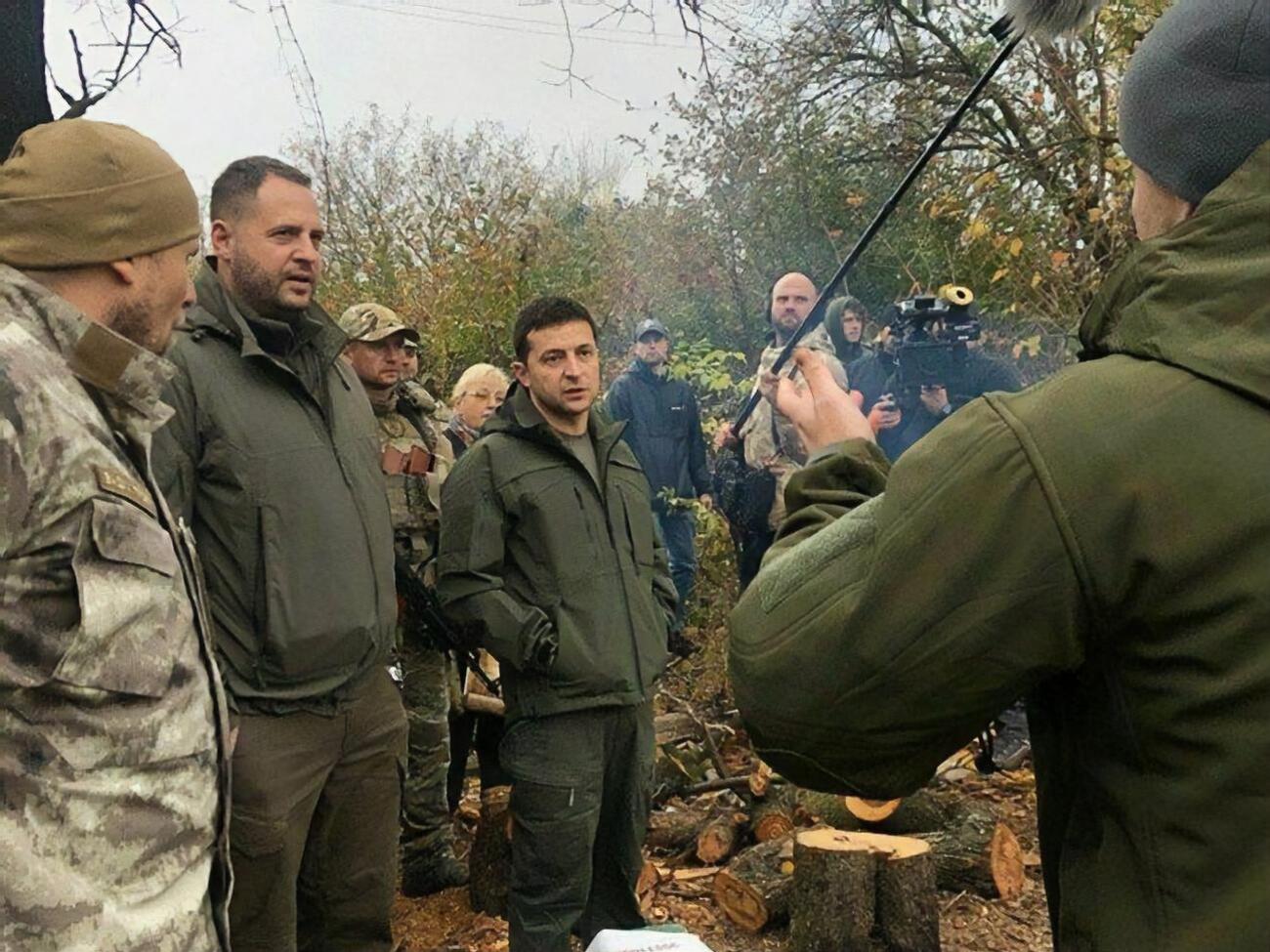 Зеленский приехал в Золотое