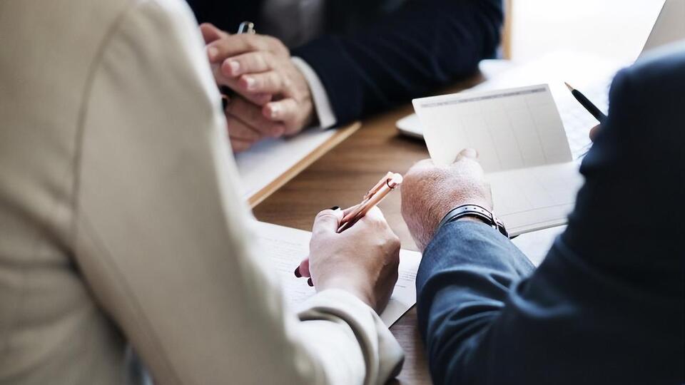Больше всего нелегальных работников оказалось в сельском хозяйстве