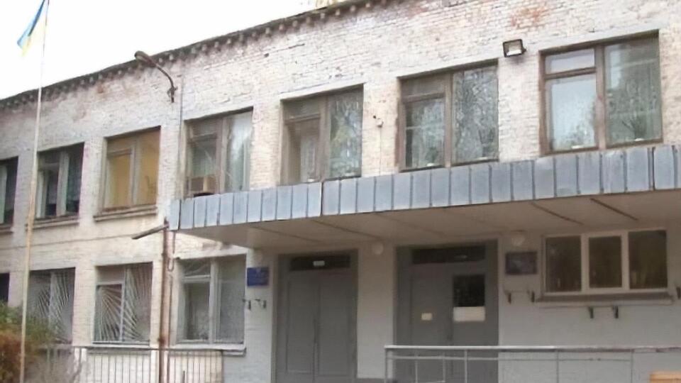 Навчання у школі зупинили до кінця тижня