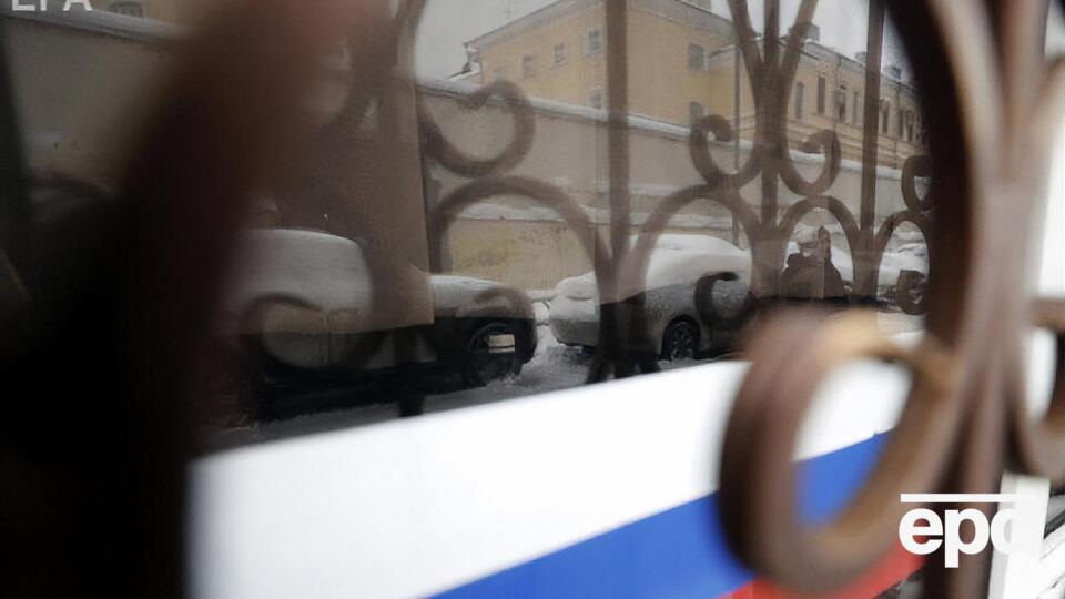 Российские офицеры присвоили средства, выделенные на ремонт военной техники