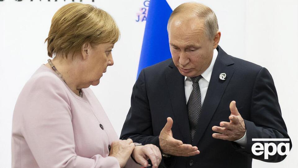 Меркель і Путін обговорили важливі питання телефоном