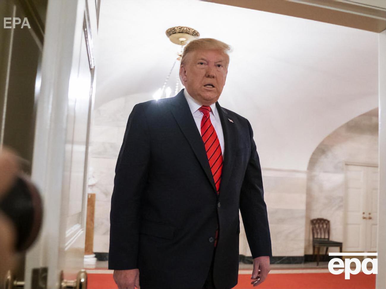 Трамп (на фото) оговорился, назвав Зеленского "новым российским президентом"