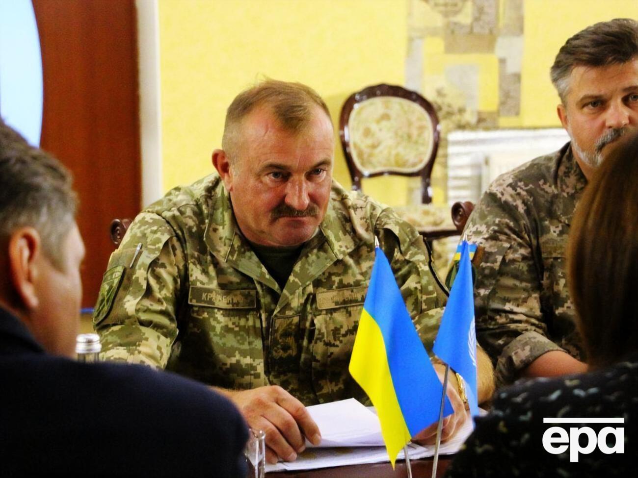 Після розведення на ділянках працюватимуть соціальні служби, місцеві органи влади та військово-цивільні адміністрації, розповів Кравченко