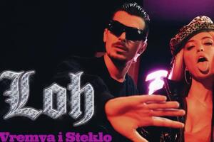 Участница "Время и Стекло" станцевала в новом клипе на барной стойке