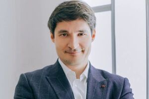 Экономить на учителях – путь в никуда. Когда денег не хватает, нужно искать, где можно заработать