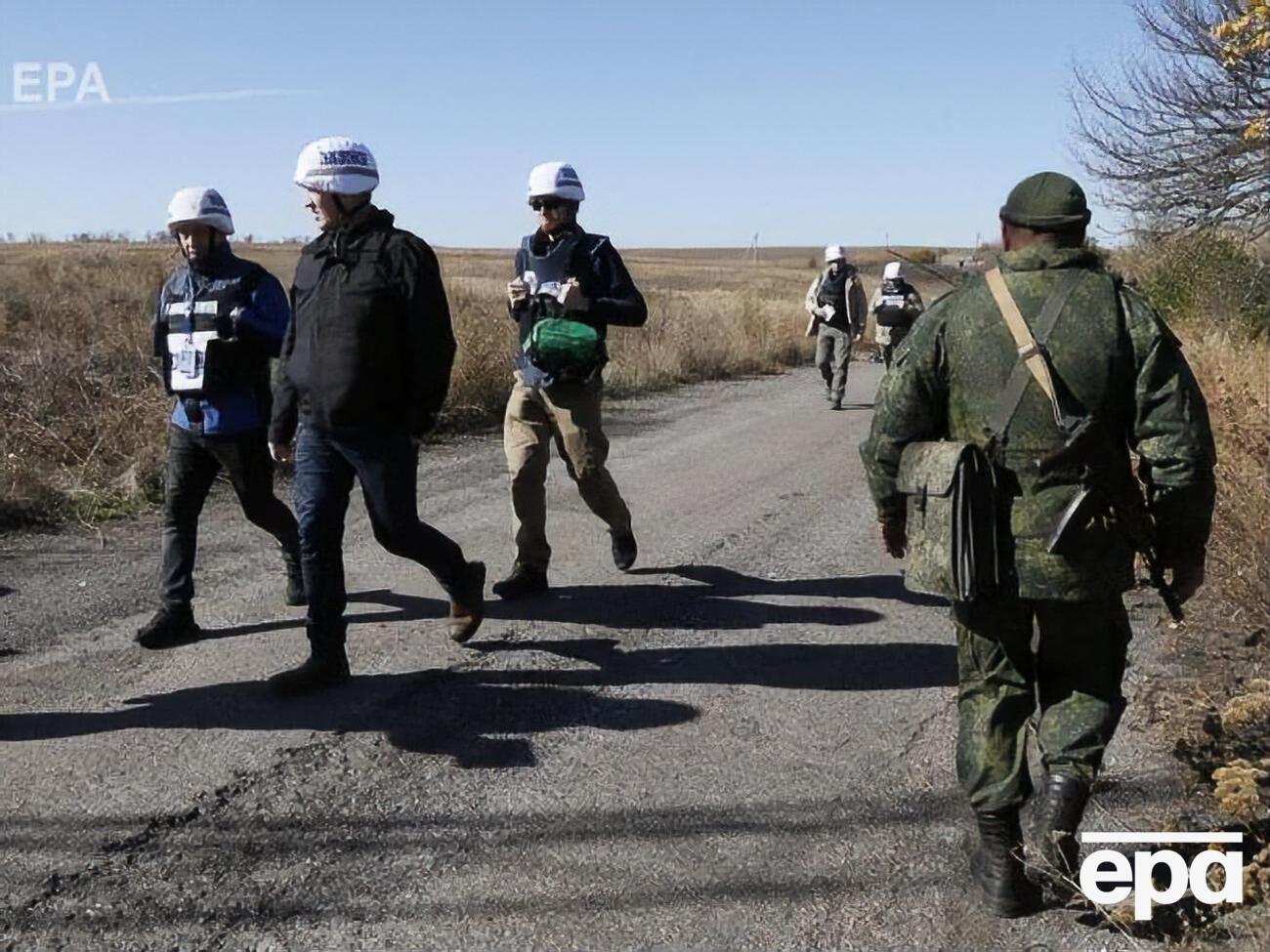29 жовтня почалося розведення сил у районі Золотого