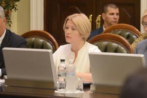 Геращенко: Травля опозиціонерок, війна із жінками стали улюбленою забавою "Слуг"