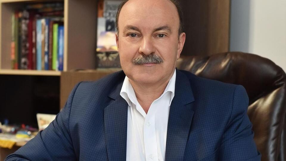 Михайло Цимбалюк: У президента можуть появитися обставини, які дадуть йому право розпустити парламент. Завдання парламенту – працювати таким чином, щоби у президента цього бажання не з’явилося