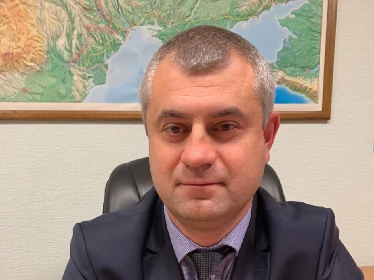 Федоренко по специальности инженер-строитель