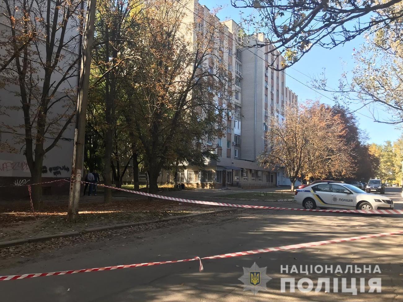 Свідки кажуть, що зловмисники втекли на авто чорного кольору