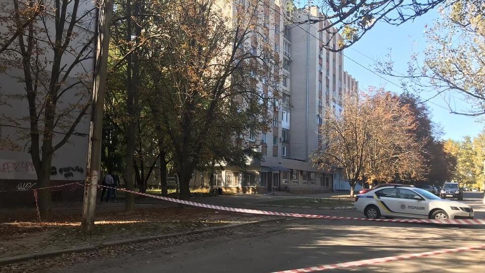 Свідки кажуть, що зловмисники втекли на авто чорного кольору
