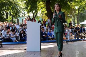 Новосад: У нас є дуже велика різниця між тим, що отримують учителі і, наприклад, вихователі дитячих садочків