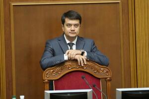 Разумков сделал нардепам замечания