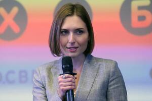 Новосад: Ненормальна ситуация, когда надбавки по своему весу в зарплате учителей могут преобладать над должностным окладом
