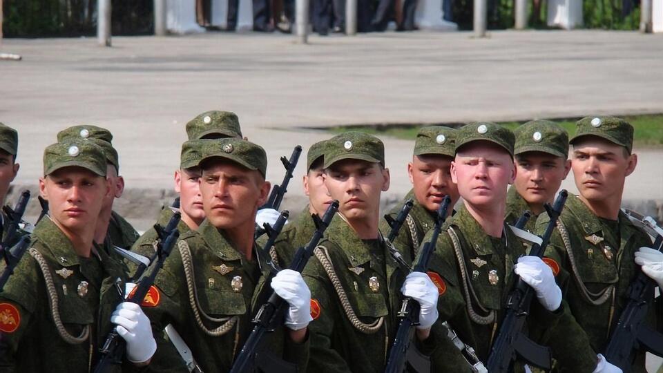 Серед розстріляних – двоє контрактників, двоє офіцерів і двоє строковиків