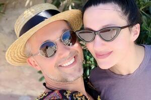 Бабкін: Снєж, я обожнюю тебе! Люблю тебе всім серцем, до самого дна душі. А з тобою вона бездонна