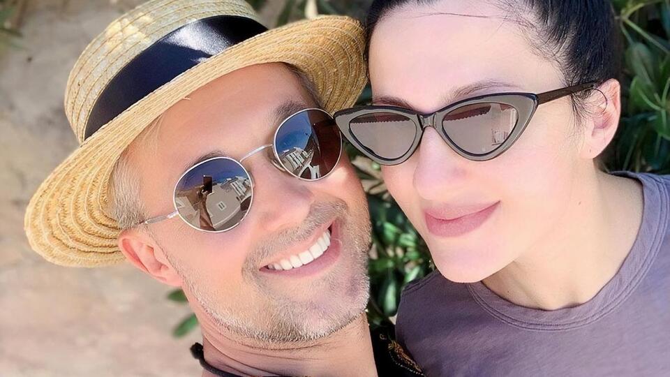 Бабкін: Снєж, я обожнюю тебе! Люблю тебе всім серцем, до самого дна душі. А з тобою вона бездонна