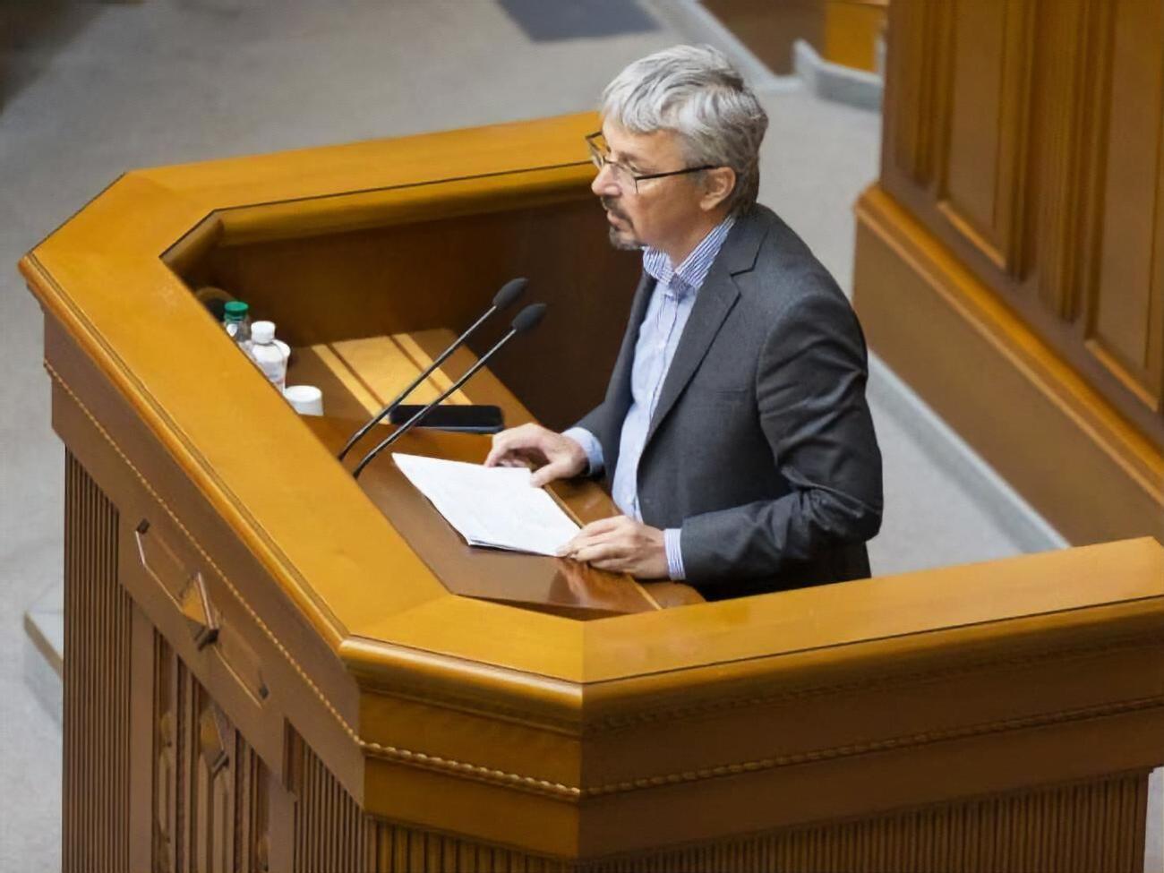 Ткаченко:&nbsp;Этот законопроект рассматривается по упрощенной процедуре, ему предстоит пройти второе чтение, следовательно, в течение двух-трех недель его должны проголосовать