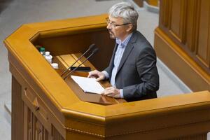 Ткаченко: Этот законопроект рассматривается по упрощенной процедуре, ему предстоит пройти второе чтение, следовательно, в течение двух-трех недель его должны проголосовать